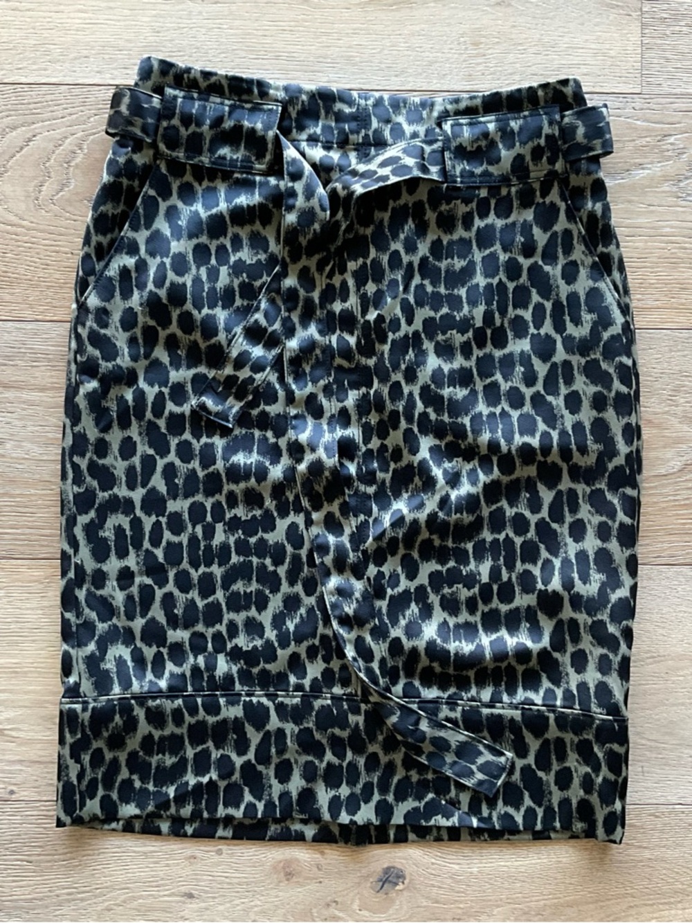 Banana Republic Leopard Print Tie-Waist Pencil Skirt - Black & Olive